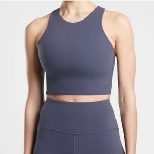 Athleta conscious crop D-DD+ medieval violet